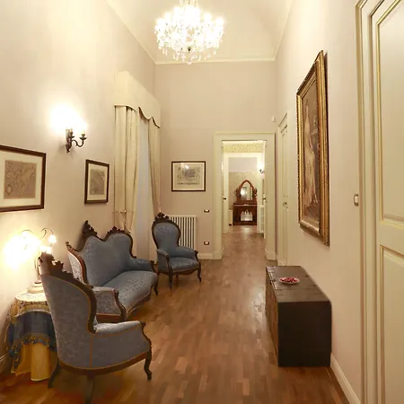 Persone Palace Гостевой дом