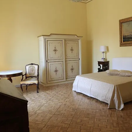 Persone Palace *