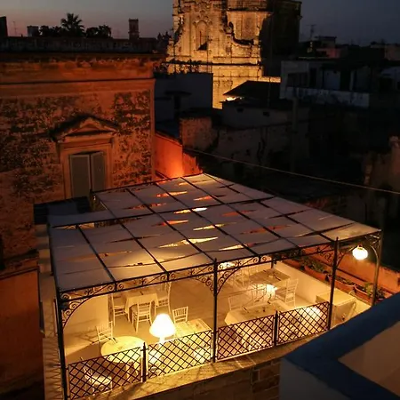 Persone Palace *