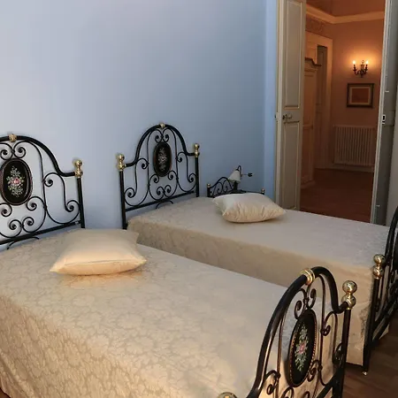 Persone Palace
